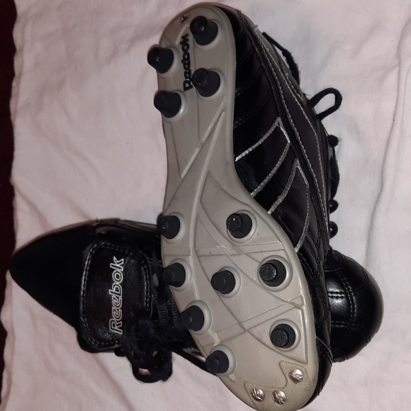 REEBOK - Picture 3 of 4